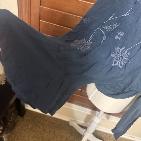 Lucky Brand Teal Green Embroidered Wrap Tie Front Blouse Sz XS/S Boho - Picture 5 of 7